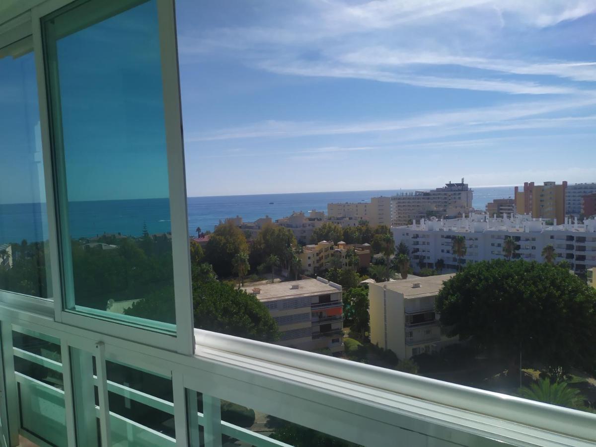 Carihuela Sea Views Apartment ตอร์เรโมลิโนส ภายนอก รูปภาพ