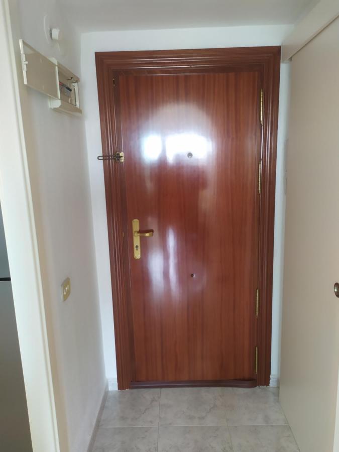 Carihuela Sea Views Apartment ตอร์เรโมลิโนส ภายนอก รูปภาพ